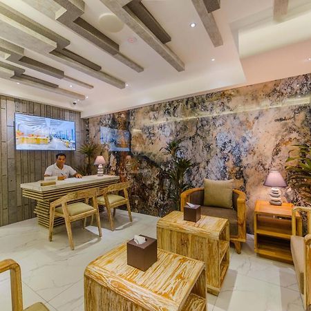 Hotel Ocean Grand At Hulhumale Bagian luar foto