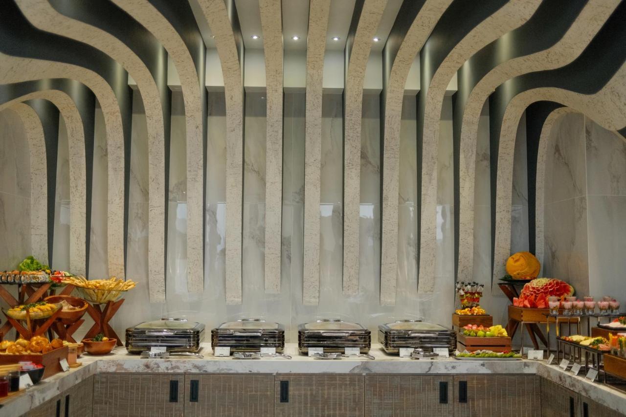 Hotel Ocean Grand At Hulhumale Bagian luar foto