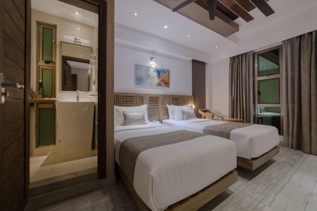 Hotel Ocean Grand At Hulhumale Bagian luar foto