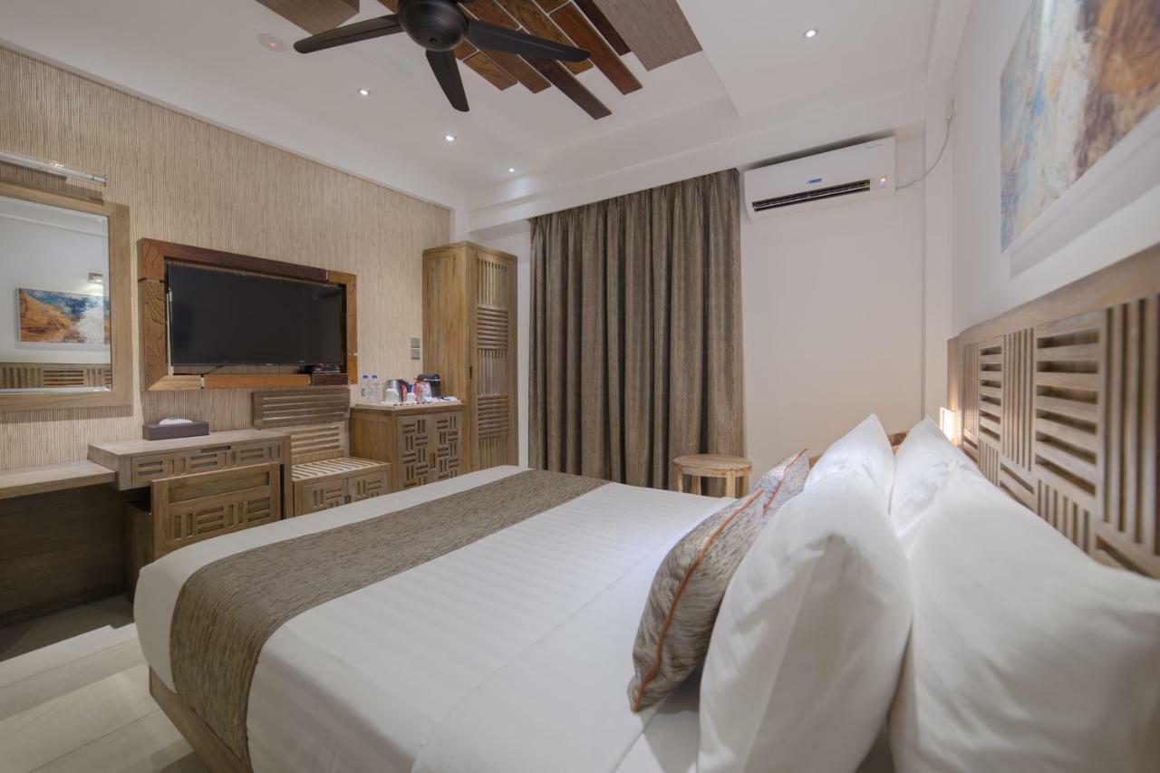 Hotel Ocean Grand At Hulhumale Bagian luar foto